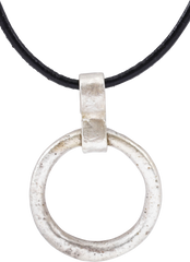 CELTIC PROSPERITY RING NECKLACE, C.400-100 BC - Fagan Arms
