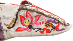CHINESE LADY’S SHOE FOR BOUND FEET (FOOT BINDING), 19TH-EARLY 20TH CENTURY - Fagan Arms