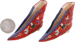 PAIR OF MINIATURE CHINESE SHOES FOR FOOT BINDING - Fagan Arms