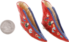 PAIR OF MINIATURE CHINESE SHOES FOR FOOT BINDING - Fagan Arms