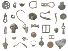MIXED ANCIENT, MEDIEVAL AND LATER BRONZE ARTIFACTS