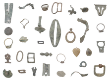 MIXED ANCIENT, MEDIEVAL AND LATER BRONZE ARTIFACTS