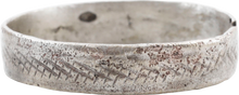 FINE VIKING WEDDING RING, 900-1050 AD, SIZE 7 ¾