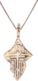 EASTERN EUROPEAN CHRISTIAN CROSS NECKLACE, 17th-18th CENTURY