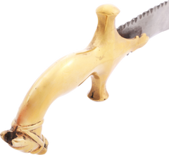 INDOPERSIAN HORSE HEAD SHAMSHIR WITH FLAMBERGE BLADE, 18th-19th CENTURY - Fagan Arms