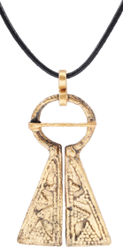 FINE VIKING PROTECTIVE BROOCH, C.950-1050 AD