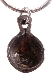 ANCIENT ROMAN SHELL PENDANT NECKLACE C.100-350 AD - Fagan Arms