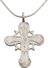 FINE CHRISTIAN CROSS NECKLACE, 17th-18th CENTURY AD - Fagan Arms