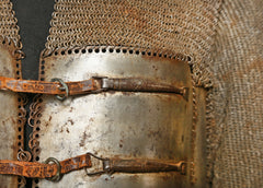 FINE AND RARE 17TH CENTURY PERSIAN MAIL AND PLATE ARMOR - Fagan Arms