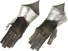 PAIR OF VINTAGE TO ANTIQUE GAUNTLETS - Fagan Arms