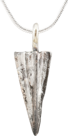 BRONZE ARROWHEAD PENDANT NECKLACE, HELLENISTIC GREEK, 300 - 100 BC