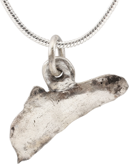 GREEK DOLPHIN PENDANT NECKLACE, 5TH-4TH CENTURY BC - Fagan Arms