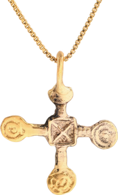 EUROPEAN CONVERT’S CROSS NECKLACE, 9th-10th CENTURY