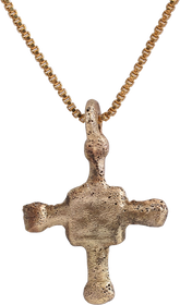 MEDIEVAL CHRISTIAN CROSS NECKLACE, C.800-1000 AD