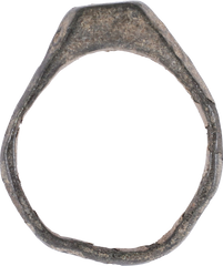 EUROPEAN NOBLE WOMAN’S RING C.1300, SIZE 3 - Fagan Arms