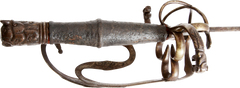 RARE EUROPEAN HAND AND A HALF SWORD C.1550 - Fagan Arms