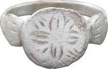 EUROPEAN CHRISTIAN RING, 1400-1600 SIZE 10