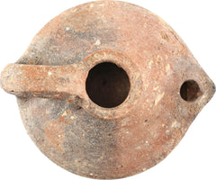LATE ROMAN TERRA COTTA OIL LAMP. 5th-6th century AD. - Fagan Arms