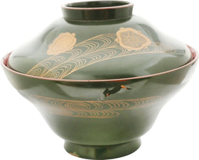 JAPANESE LACQUERED BOWL WITH COVER.