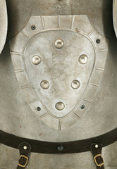 ANTIQUE SUIT OF ARMOR - Fagan Arms