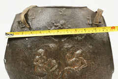 AN EXTREMELY RARE AND IMPORTANT EMBOSSED FRENCH CUIRASS C.1560-70 - Fagan Arms