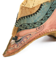 EXTRAORDINARY PAIR OF CHINESE LADIES SHOES FOR BOUND FEET (FOOT BINDING) - Fagan Arms