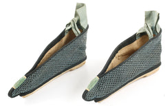 EXTRAORDINARY PAIR OF CHINESE LADIES SHOES FOR BOUND FEET (FOOT BINDING). - Fagan Arms
