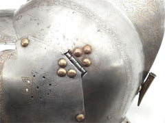 A FINE GERMAN BURGONET C.1580 BY HANS BECHER - Fagan Arms