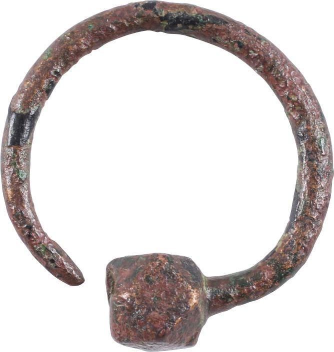 CELTIC EARRING C.600-100 BC - Fagan Arms