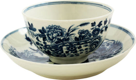 ENGLISH EXPORT PORCELAIN TEA BOWL AND UNDER BOWL