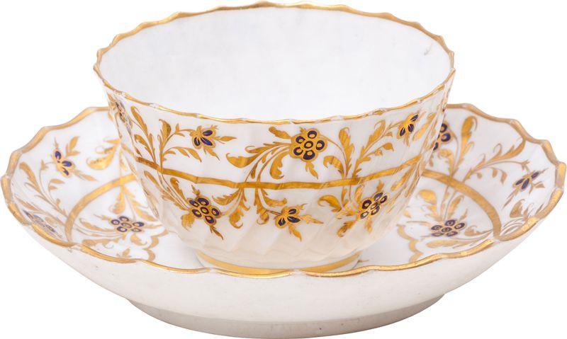 English Export Pottery Fine First Period Worcester Tea Bowl And Saucer - Product