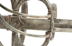 MAGNIFICENT SWEPT HILT RAPIER AND COMPANION LEFT HAND DAGGER - Fagan Arms